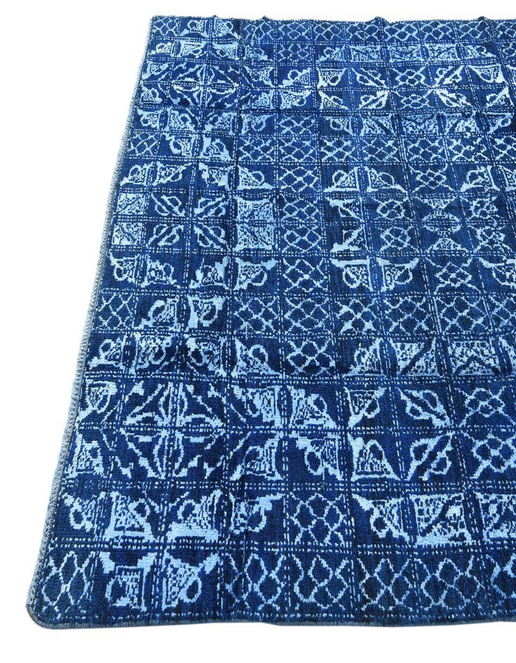 Detail image of 6' x 9'  Hand Knotted Darya Rug