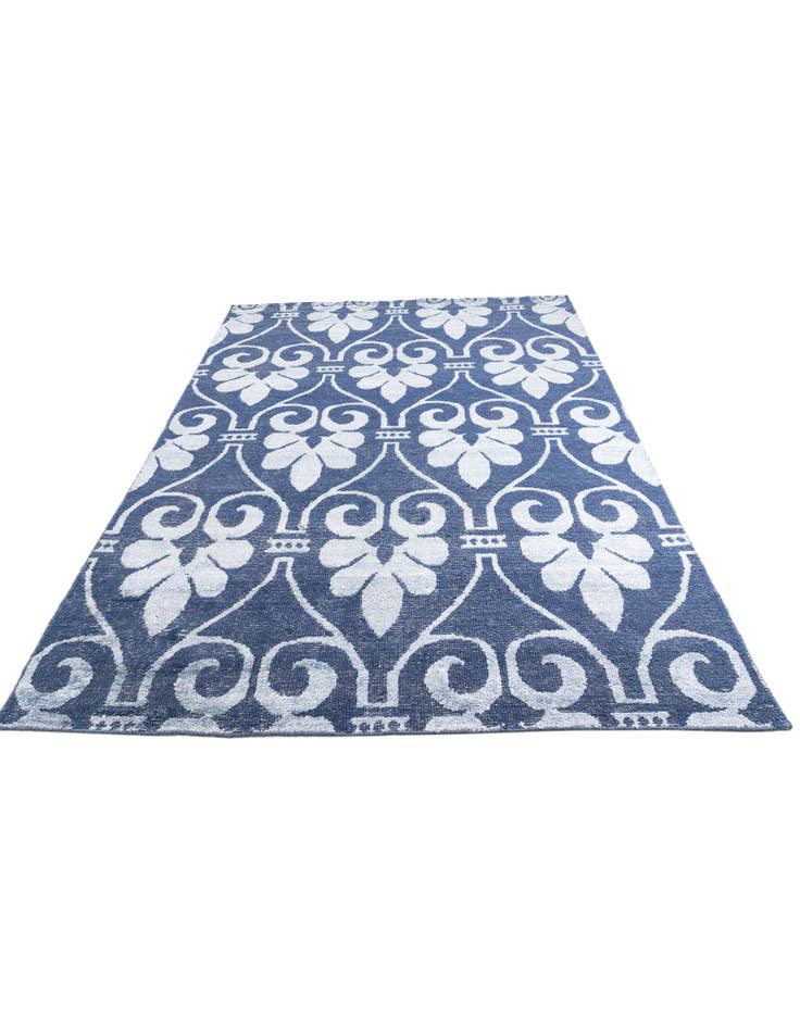 Detail image of 7' 4 x 9' 8  Hand Knotted Darya Rug