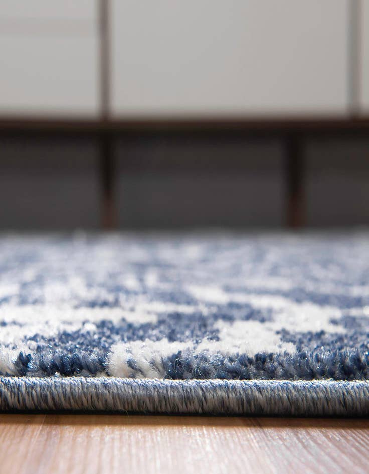 Detail image of 7' x 10' Diana Rug