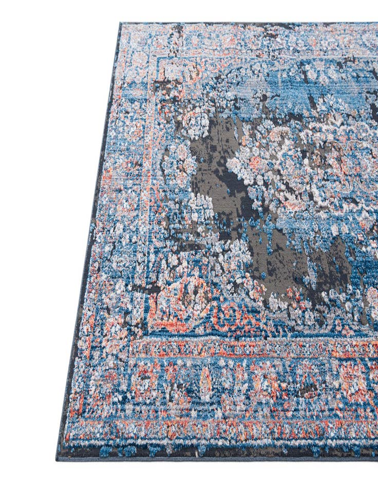 Detail image of 5' x 7' 7 Fleur Rug