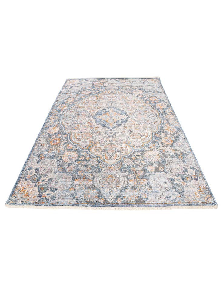 Detail image of 5' 3 x 7' 5 Fleur Rug