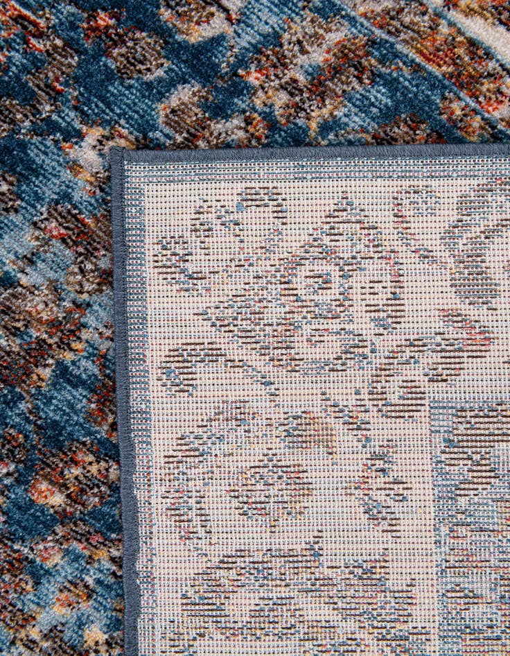 Detail image of 5' 2 x 7' 8 Fleur Rug