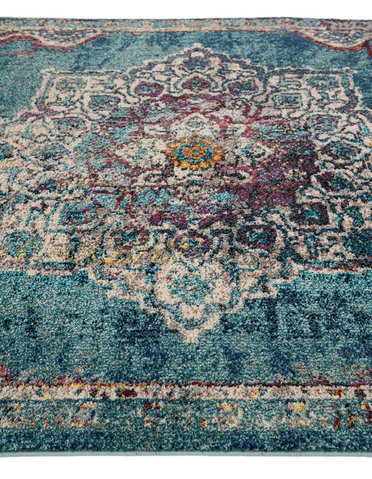 Detail image of 5' 3 x 7' 6 Fleur Rug