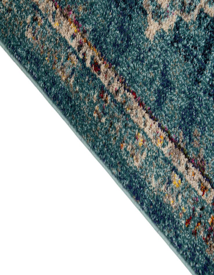 Detail image of 5' 3 x 7' 6 Fleur Rug