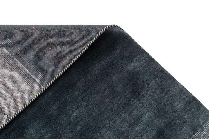 4' 8 x 6' 8 Gabbeh Rug