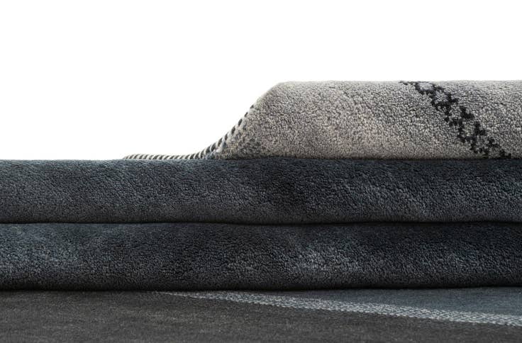 Detail image of 4' 8 x 6' 8 Gabbeh Rug