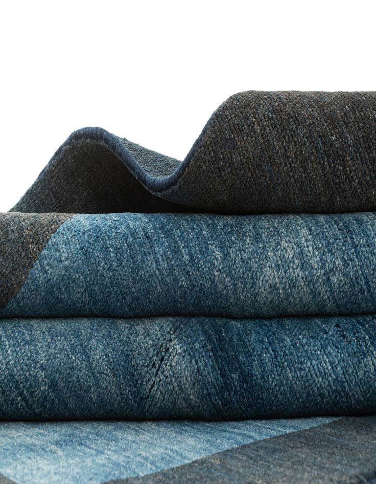 Detail image of 4' 9 x 6' 5 Gabbeh Shouli Rug