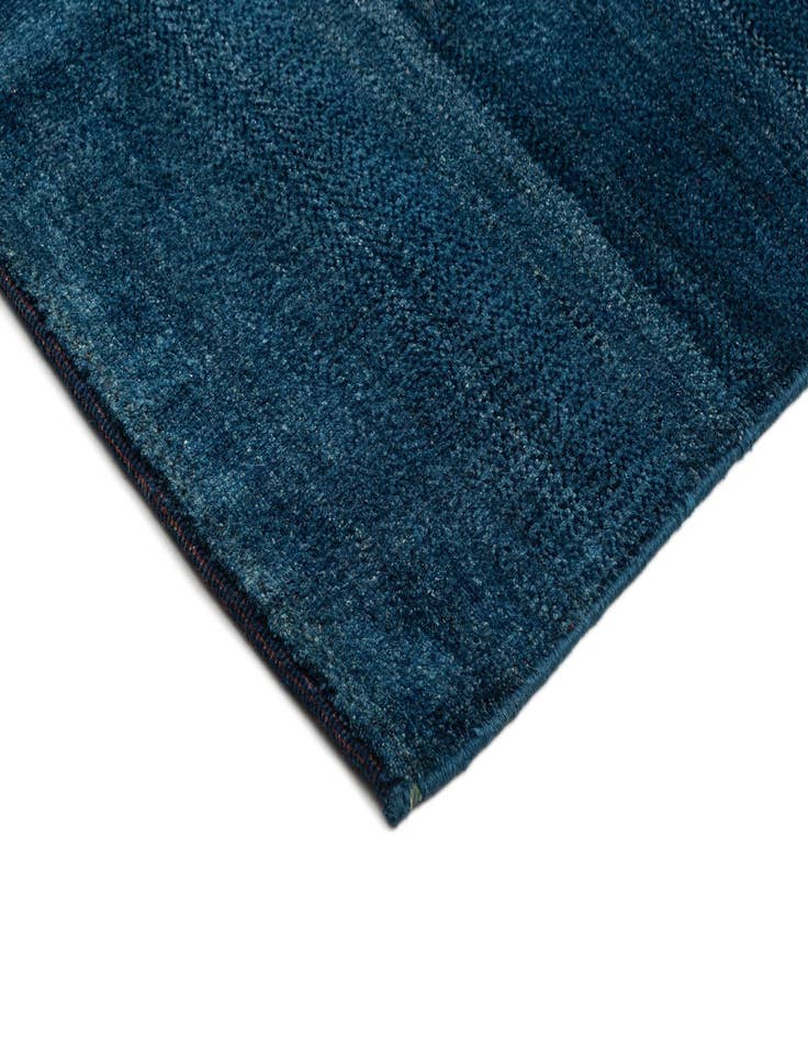 Detail image of 6' 6 x 9' 7 Gabbeh Shouli Rug