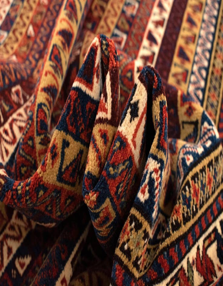 Detail image of 4' 2 x 5' 5  Hand Knotted Ghashghai Persian Rug