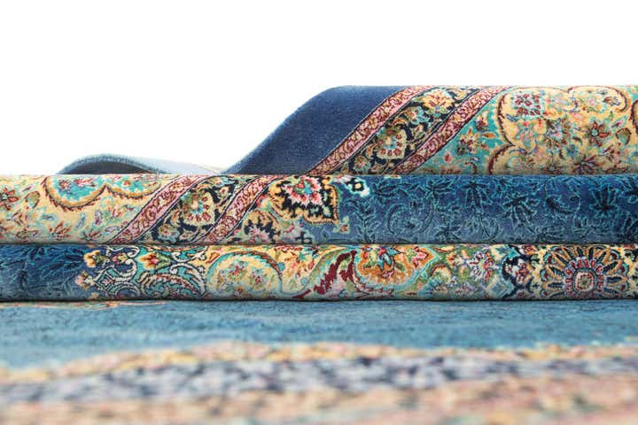 4' 9 x 7' 5 Ghom Design Rug