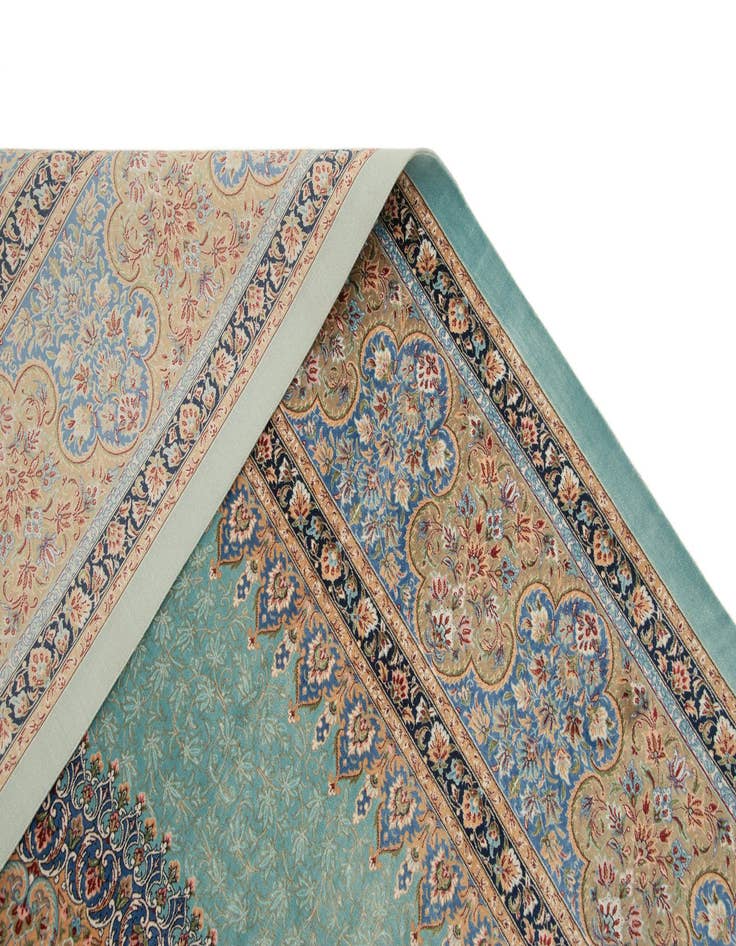 Detail image of 6' 6 x 9' 7 Ghom Design Rug