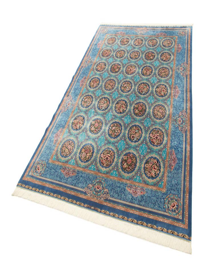 Detail image of 6' 6 x 9' 7 Ghom Design Rug