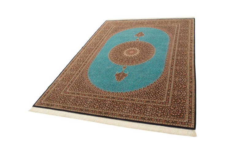 Detail image of 8' 1 x 11' 4 Ghom Design Rug