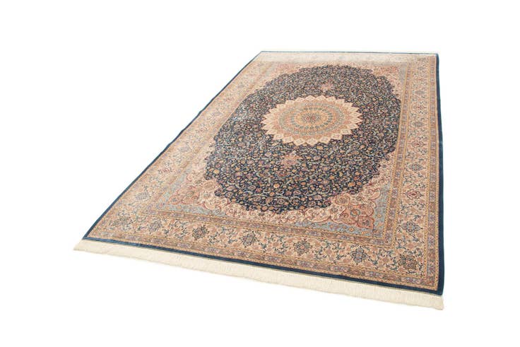 Detail image of 6' 7 x 9' 8 Ghom Design Rug
