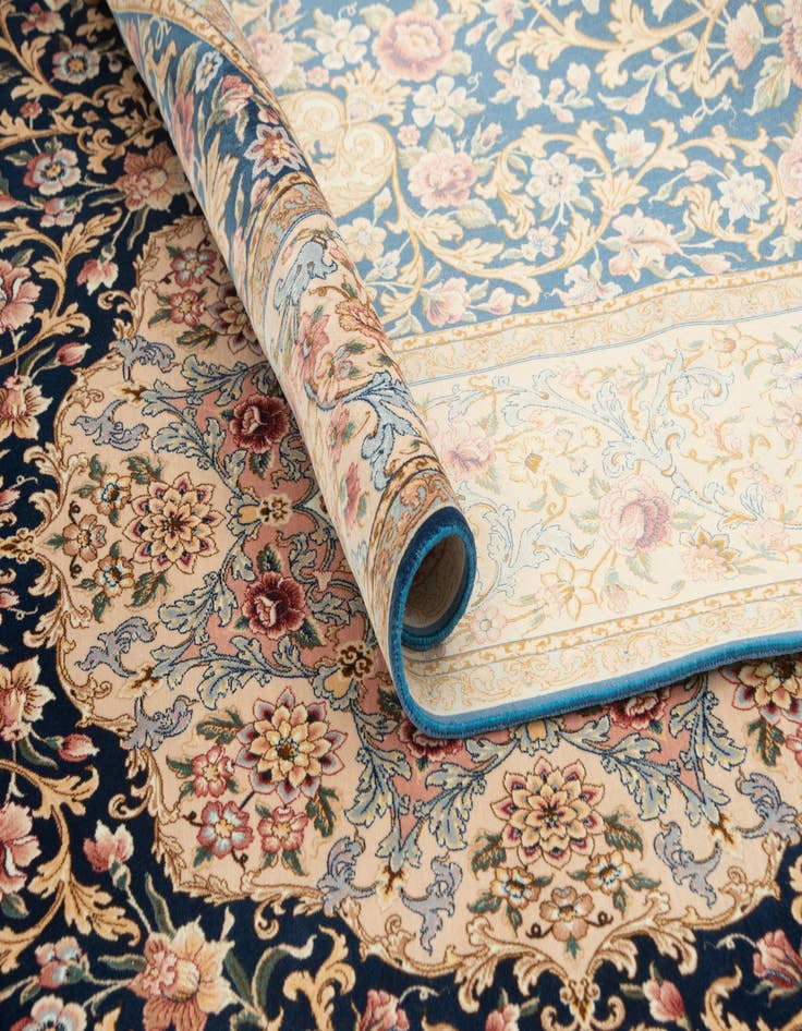 Detail image of 4' 10 x 7' 1 Ghom Design Rug