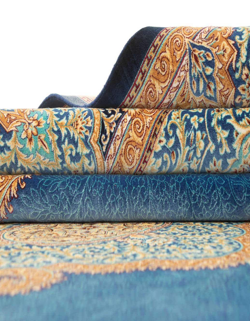 6' 6 x 9' 8 Ghom Design Rug