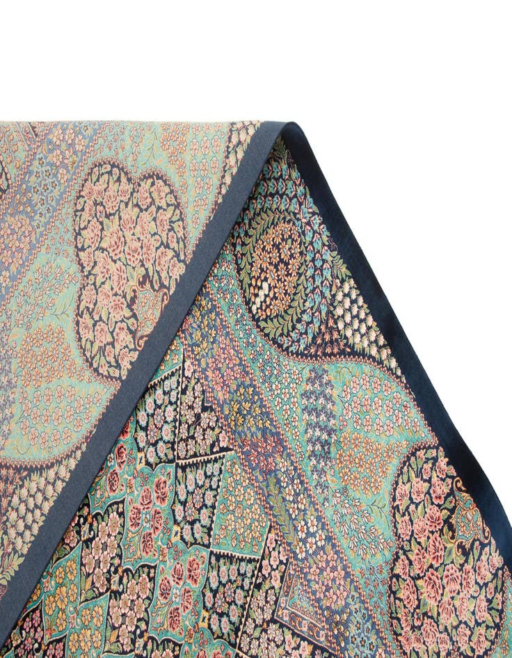 Detail image of 6' 5 x 9' 6 Ghom Design Rug