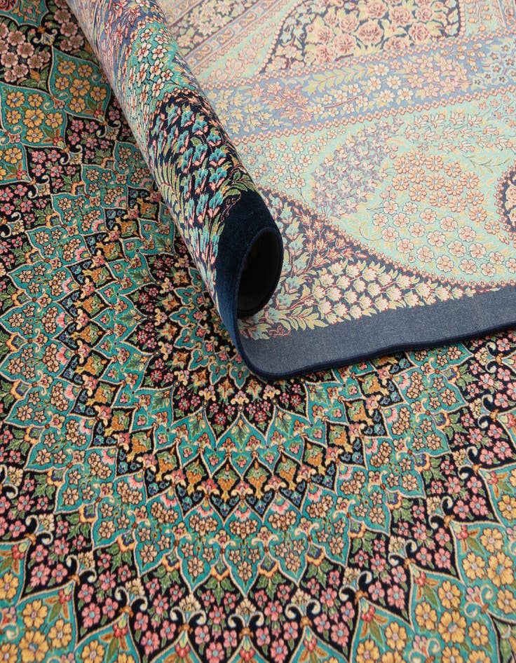 Detail image of 6' 5 x 9' 6 Ghom Design Rug