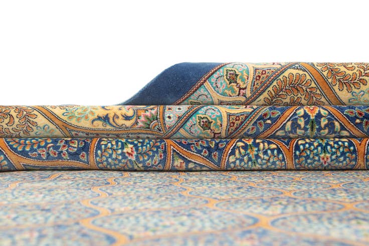 Detail image of 6' 6 x 9' 6 Ghom Design Rug