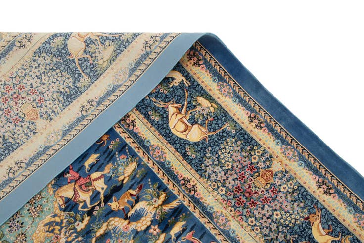 Detail image of 6' 7 x 9' 7 Ghom Design Rug