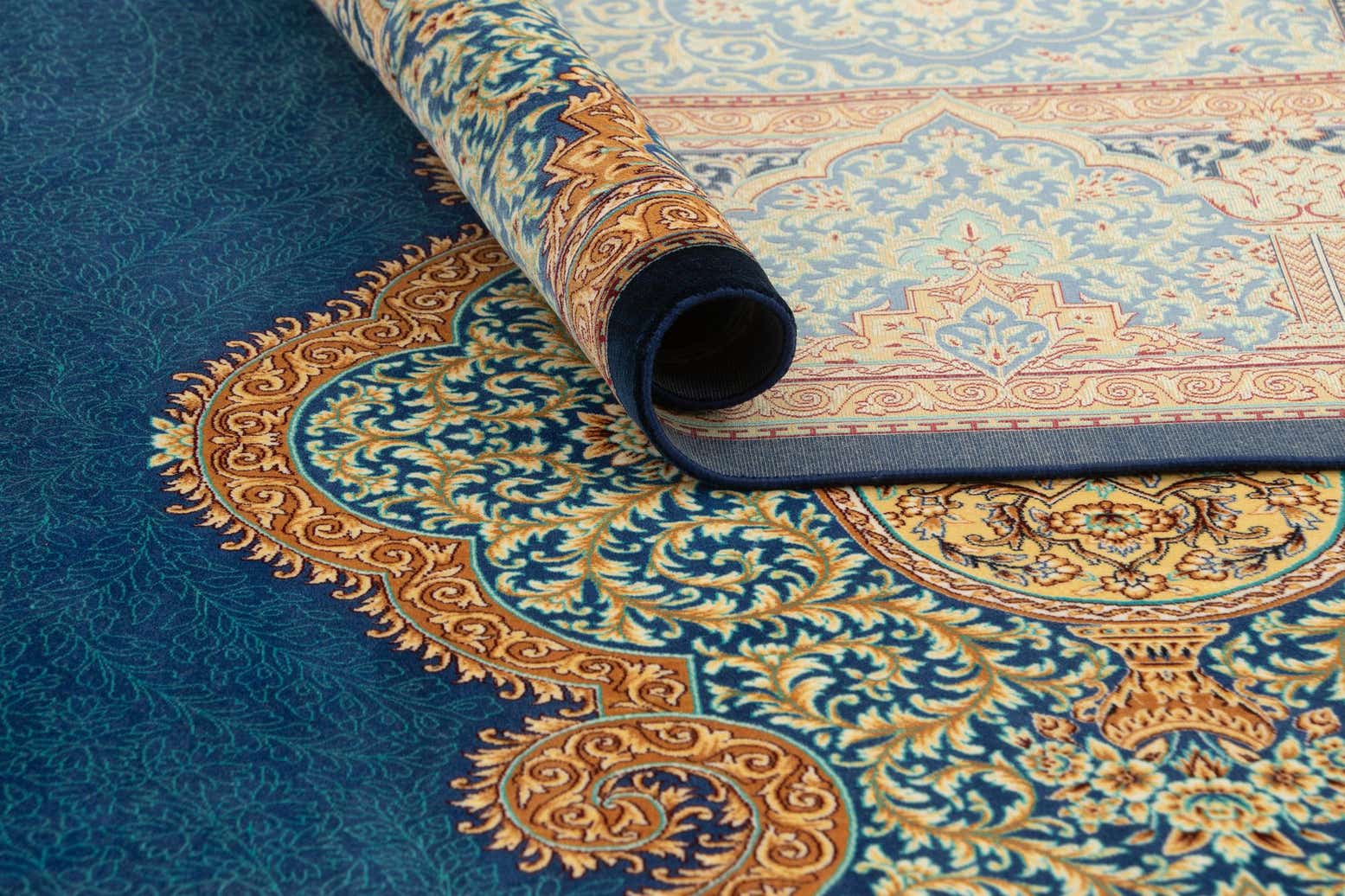 6' 5 x 9' 7 Ghom Design Rug