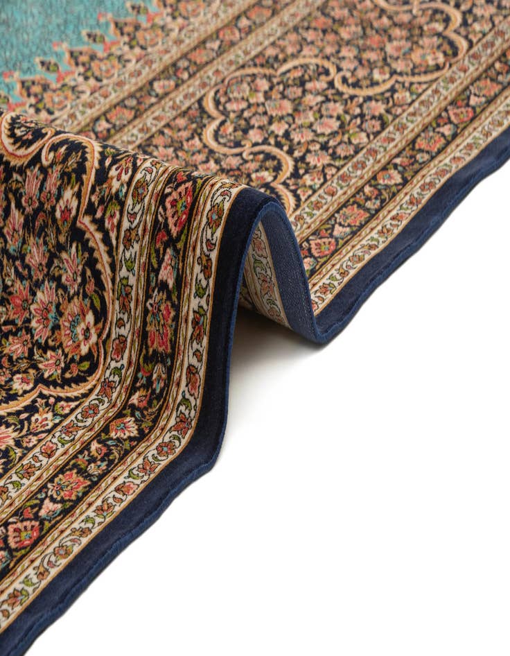 Detail image of 8' 2 x 11' 2 Ghom Design Rug