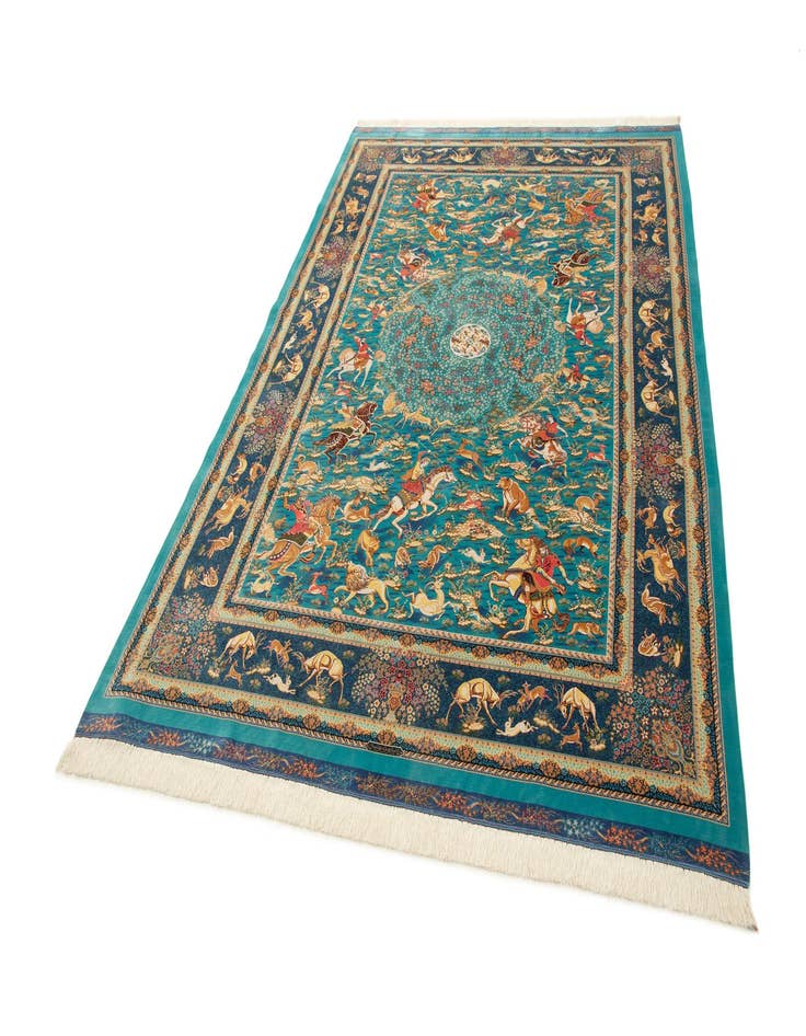 Detail image of 6' 6 x 9' 7 Ghom Design Rug