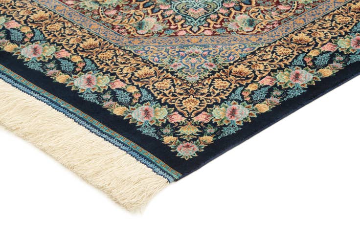 Detail image of 6' 4 x 9' 9 Ghom Design Rug