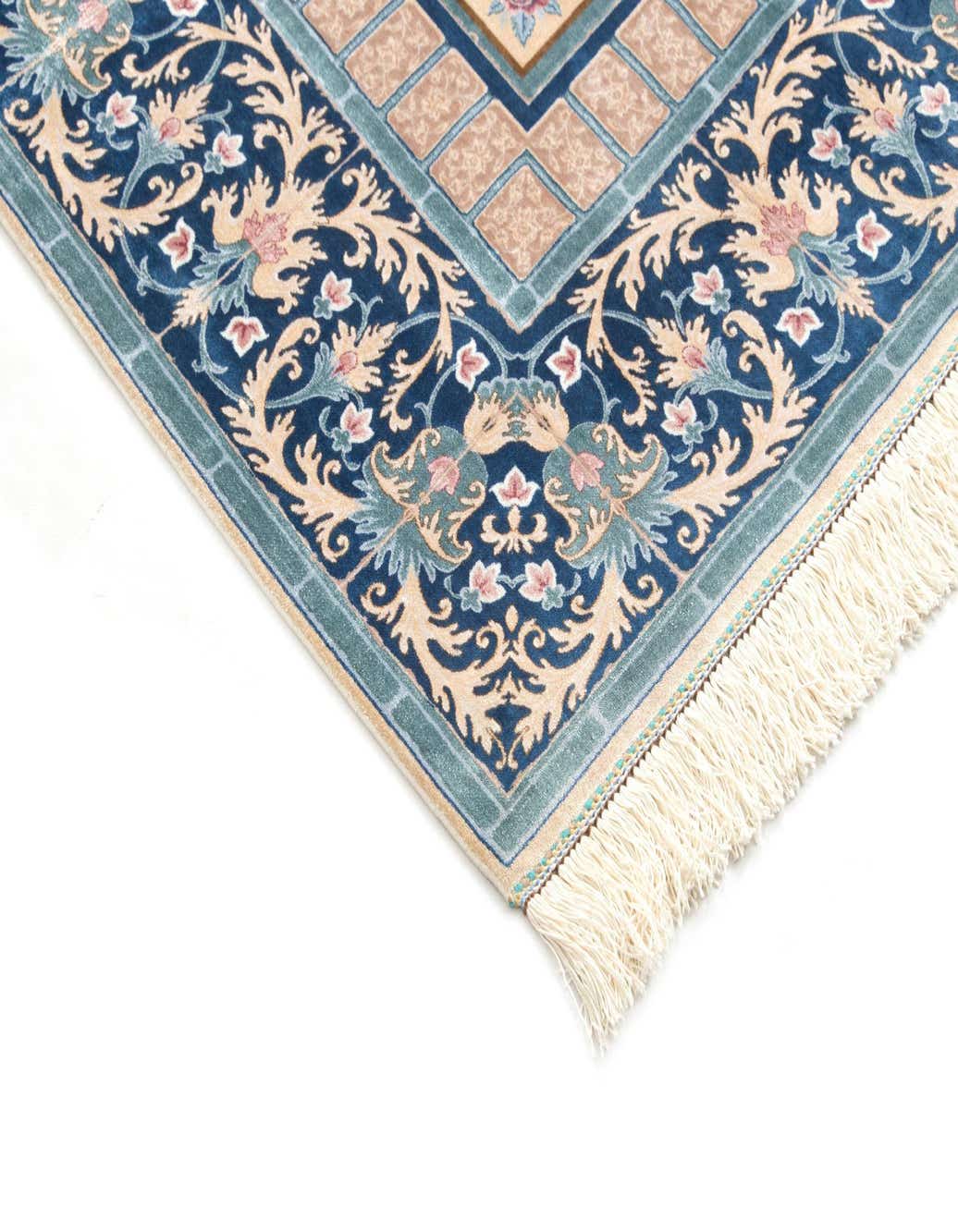 4' 11 x 7' 5 Ghom Design Rug