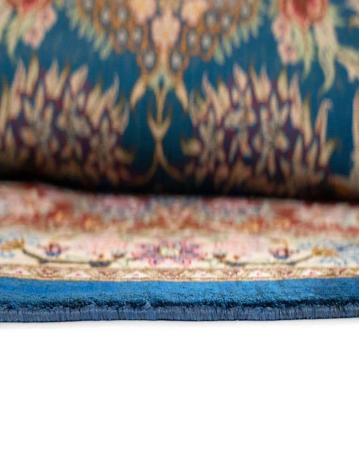 Detail image of 6' 6 x 10' 2 Ghom Silk Rug