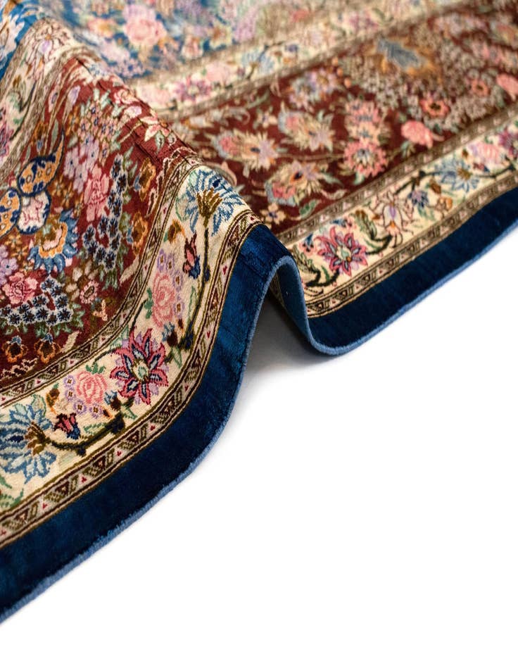 Detail image of 6' 6 x 10' 2 Ghom Silk Rug