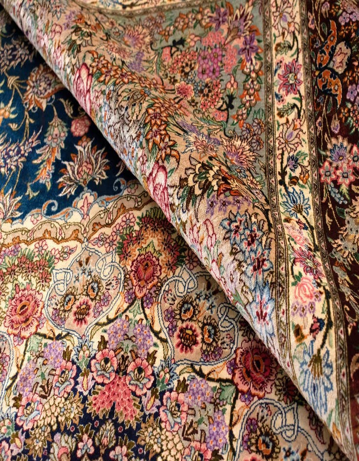 Detail image of 6' 6 x 10' 2 Ghom Silk Rug