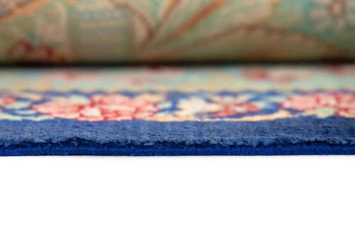 2' 7 x 4' Ghom Silk Rug