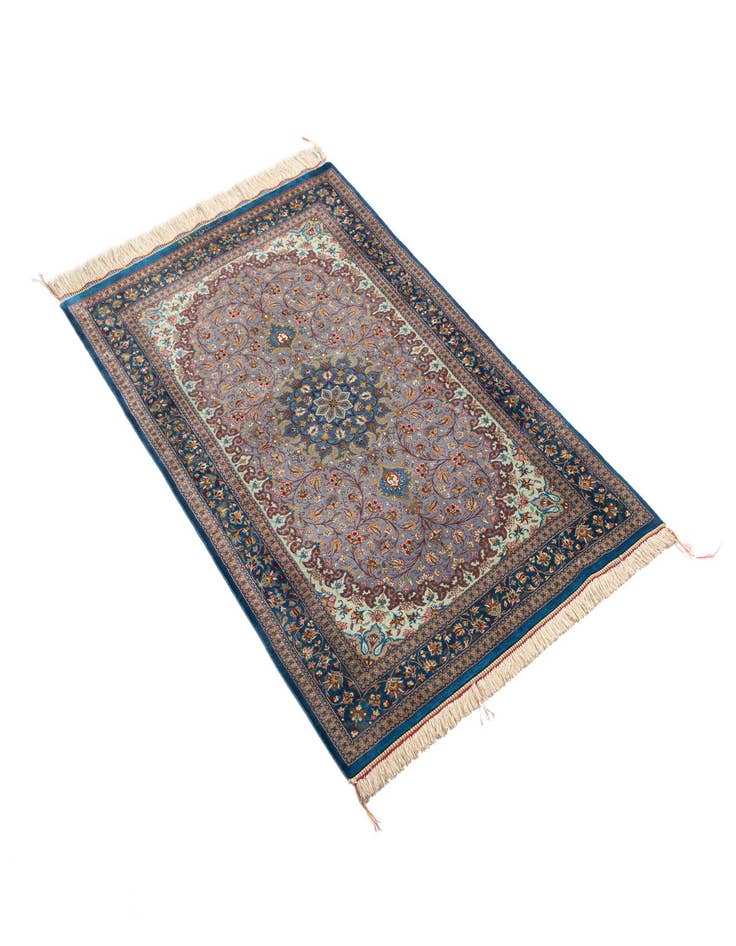 Detail image of 2' 7 x 4' 3 Ghom Silk Rug