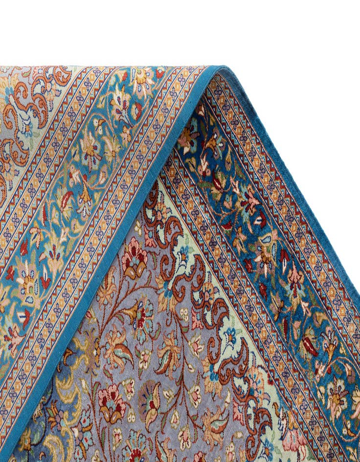 Detail image of 2' 7 x 4' 3 Ghom Silk Rug