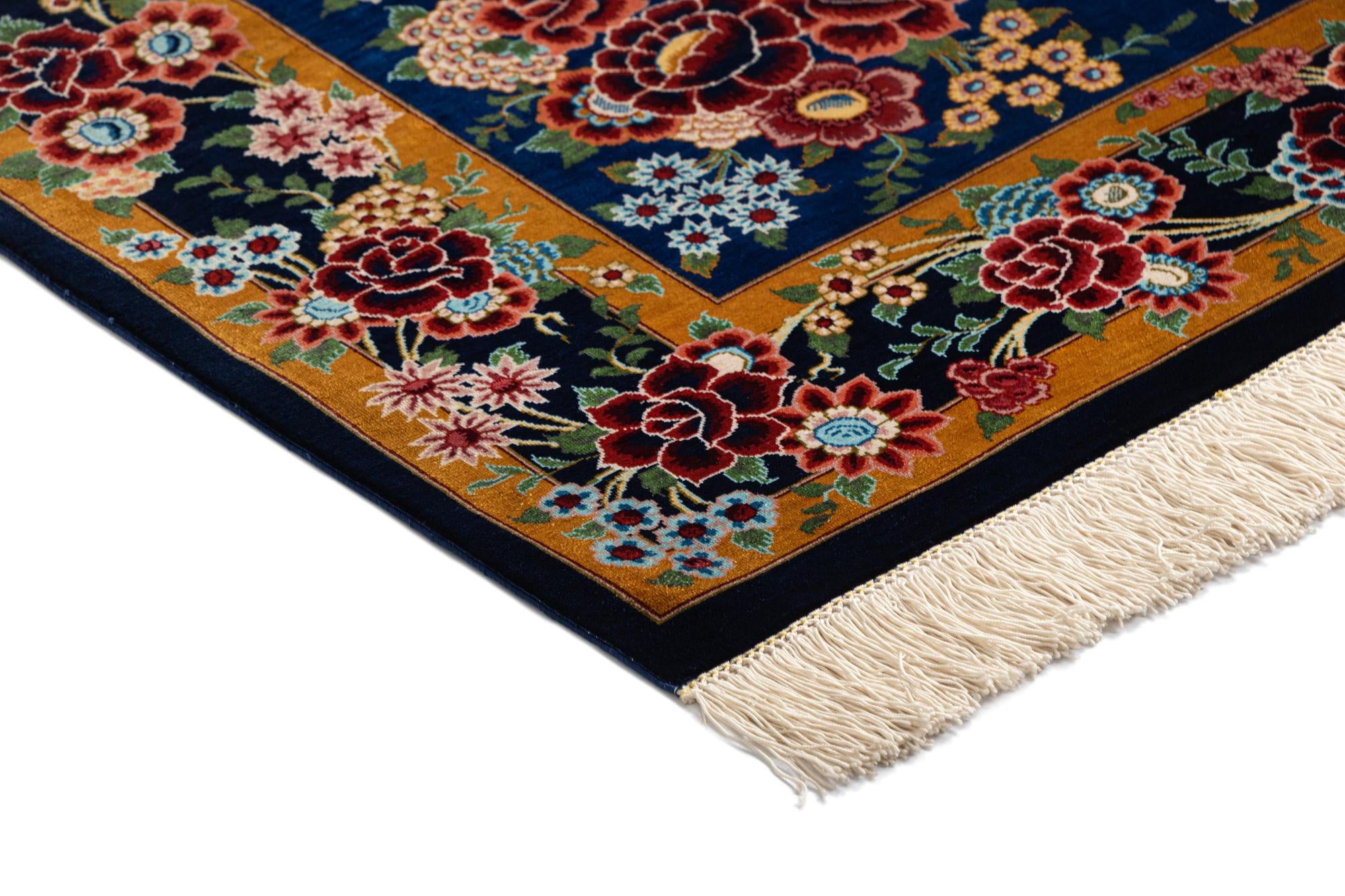 2' 7 x 4' Ghom Silk Rug