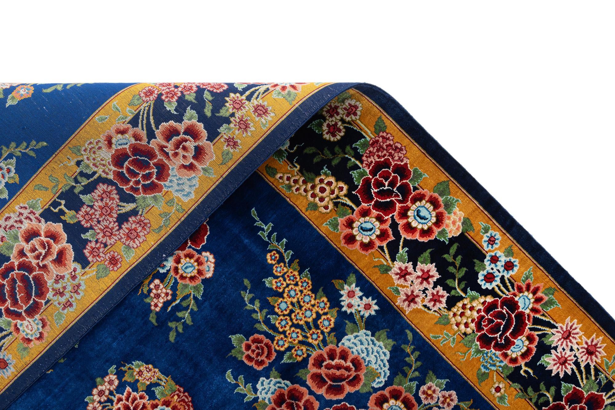 2' 7 x 4' Ghom Silk Rug