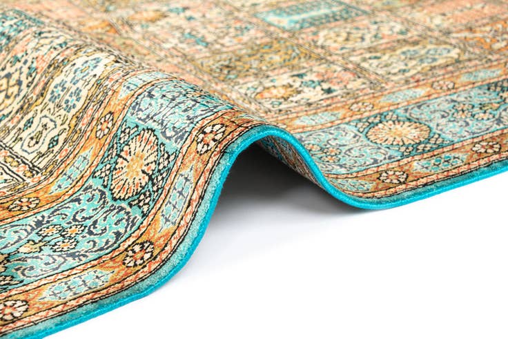 Detail image of 2' 7 x 3' 8 Ghom Silk Rug