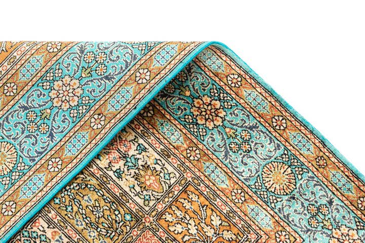2' 7 x 3' 8 Ghom Silk Rug