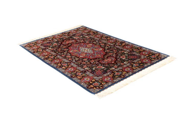 Detail image of 4' 4 x 6' 5 Ghom Silk Rug