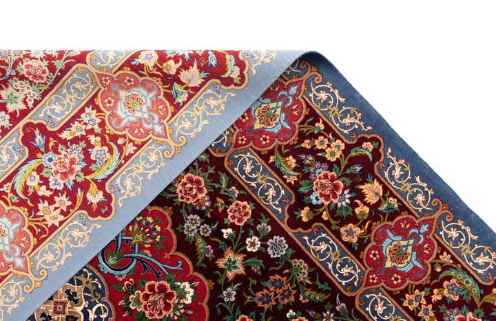 4' 4 x 6' 5 Ghom Silk Rug
