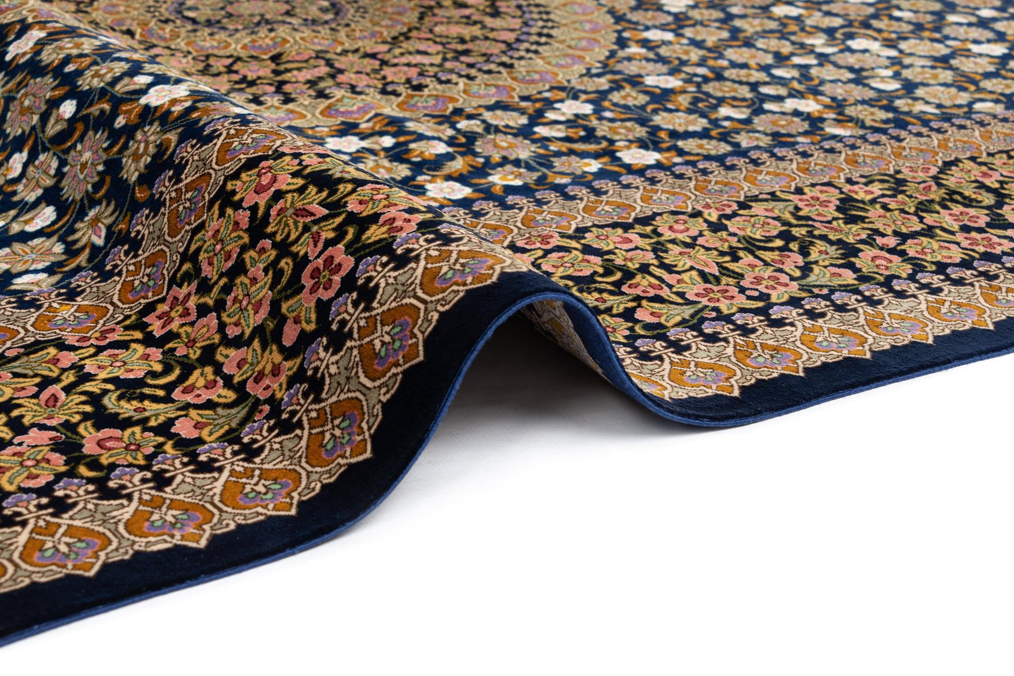 4' 4 x 6' 4 Ghom Silk Rug