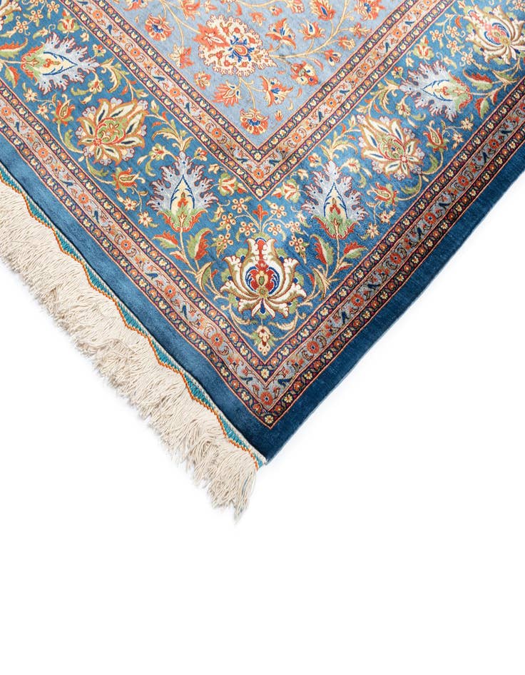 Detail image of 6' 9 x 9' 9 Ghom Silk Rug