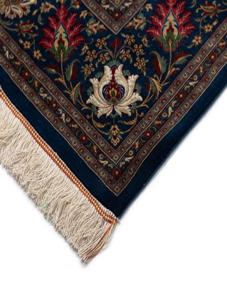 Detail image of 6' 7 x 9' 9 Ghom Silk Rug