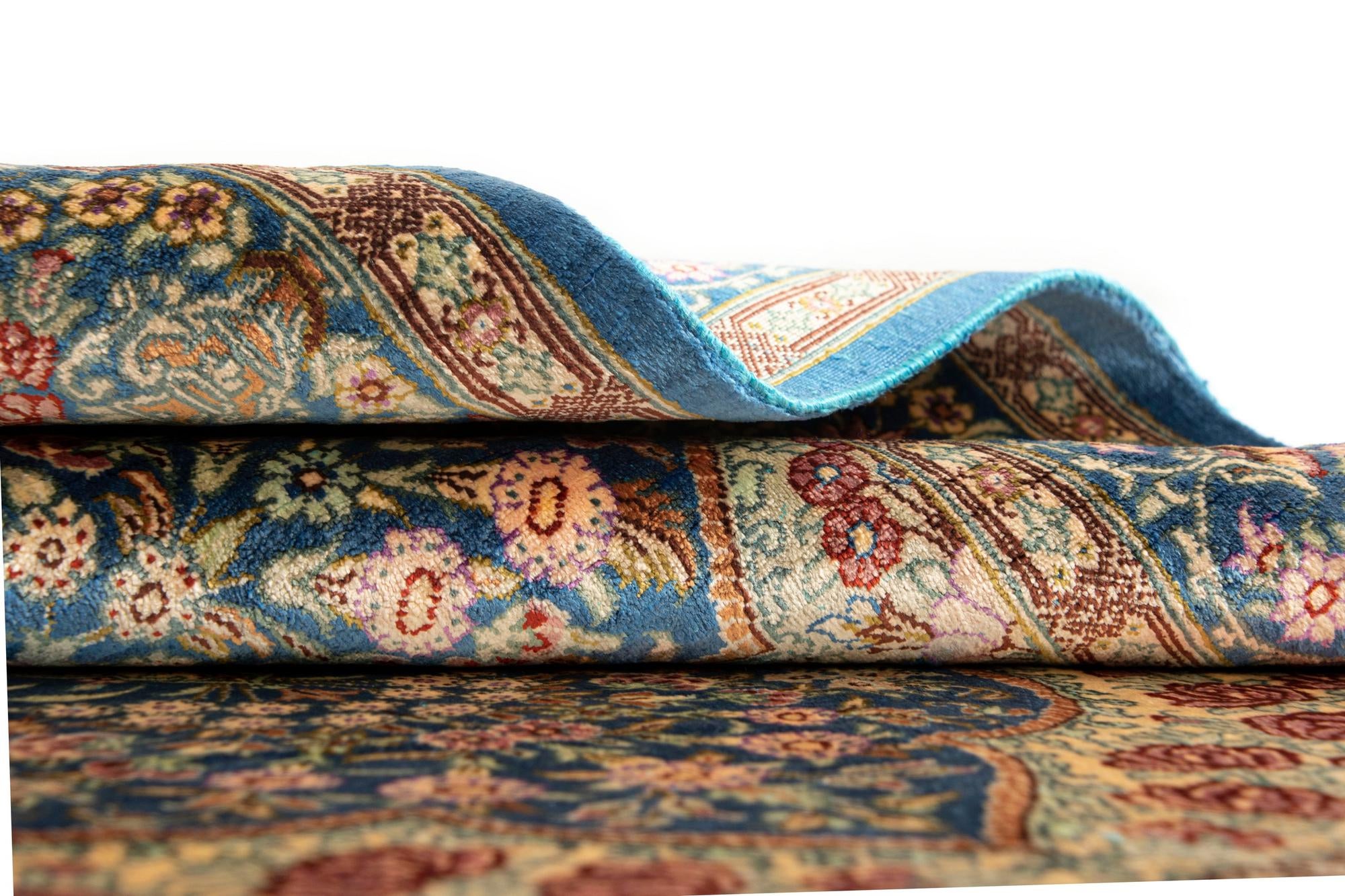 2' 7 x 3' 10 Ghom Silk Rug