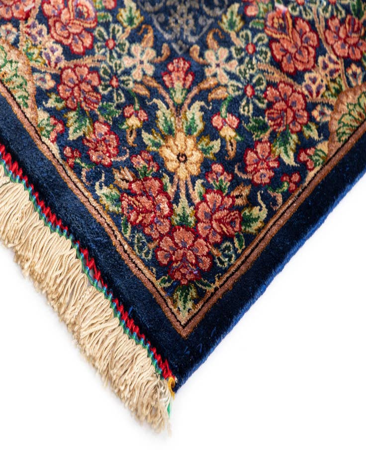 Detail image of 2' 7 x 4' 1 Ghom Silk Rug