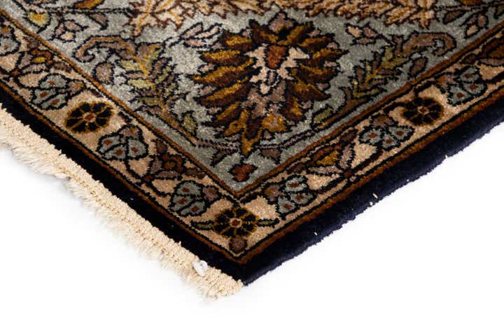115cm x 190cm Ghom Silk Teppich
