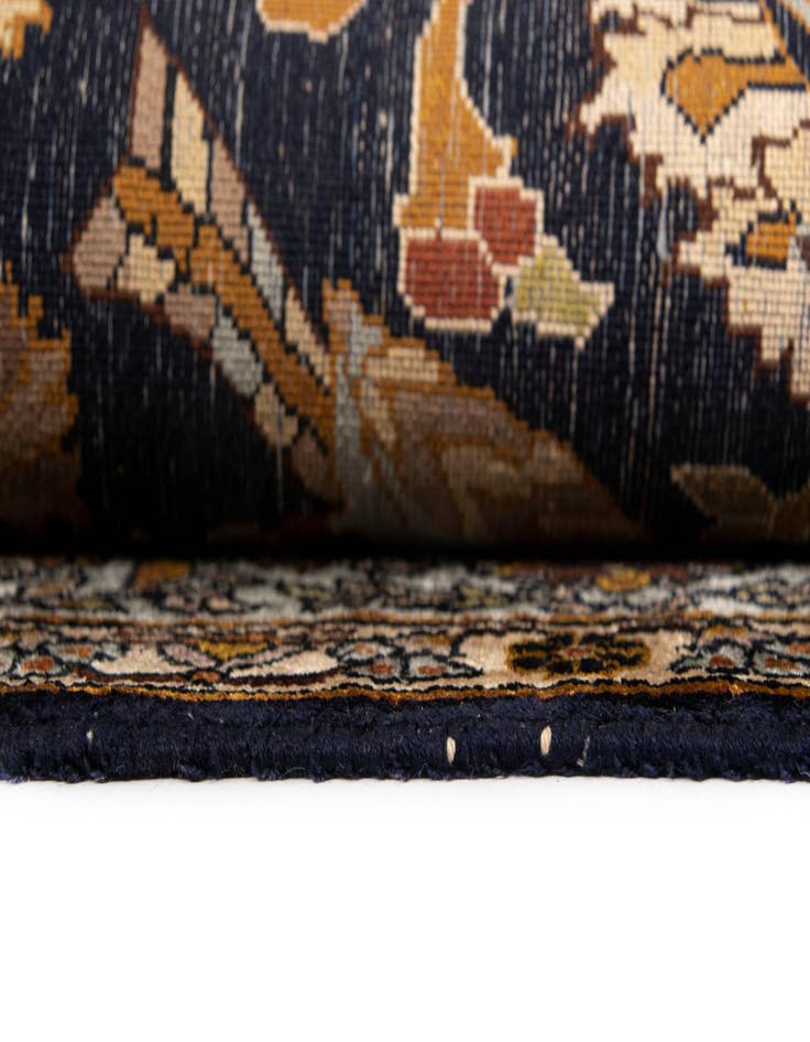 Detail image of 3' 10 x 6' 4 Ghom Silk Rug