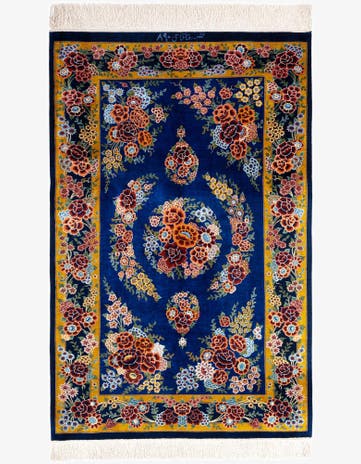 2' 7 x 4' Ghom Silk Rug