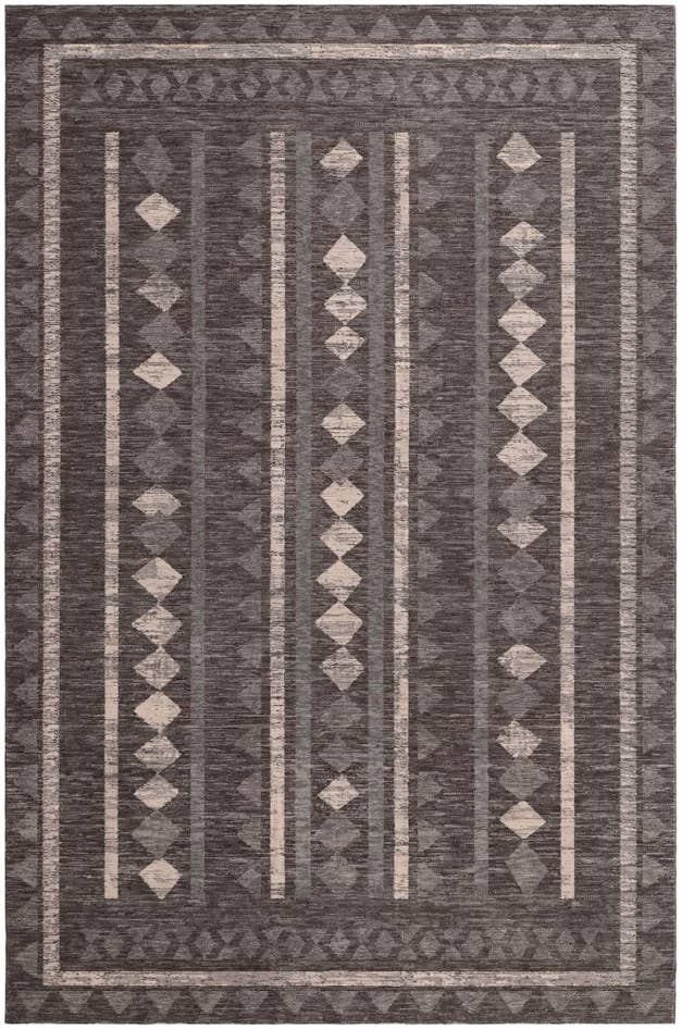 Detail image of 10' x 15' Grand Tradition Rug